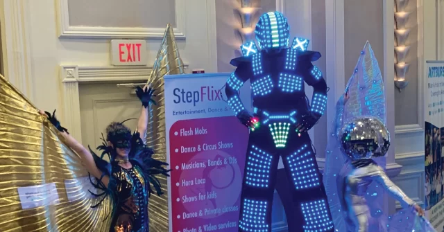 led robot show